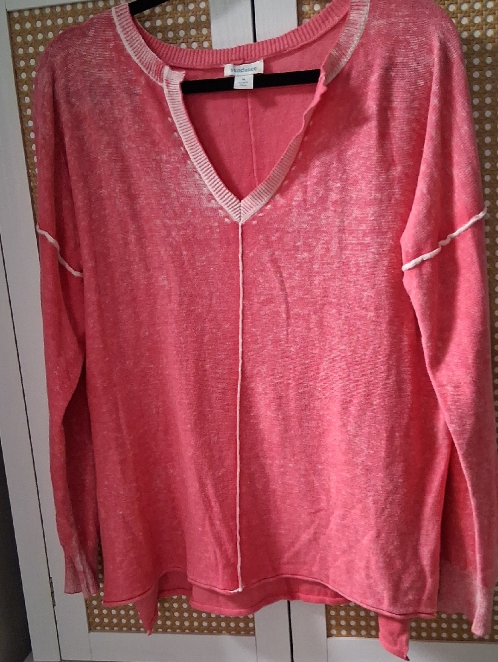 Sundance Pink V-Neck Lightweight Pullover
